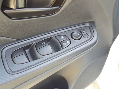 New 2025 Nissan Versa S w/ Trunk Package FWD image 19