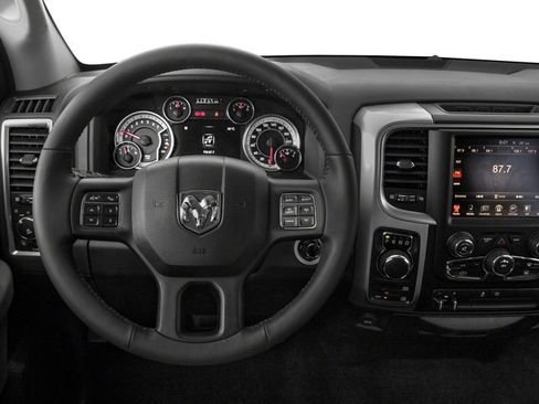 Used 2017 RAM 1500 Big Horn AWD/4WD image 10