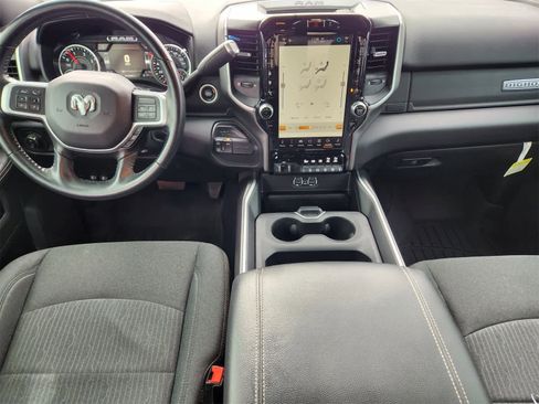 Used 2022 RAM 2500 Big Horn w/ Level C Equiment Group image 27