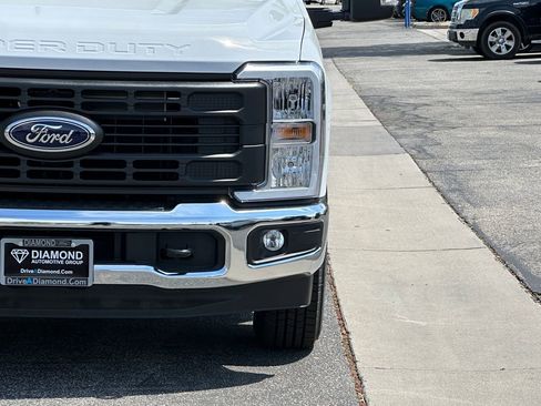 New 2026 Ford F250 XL w/ XL Chrome Package RWD image 12
