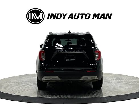 Used 2021 Ford Explorer XLT w/ Equipment Group 202A AWD/4WD image 5