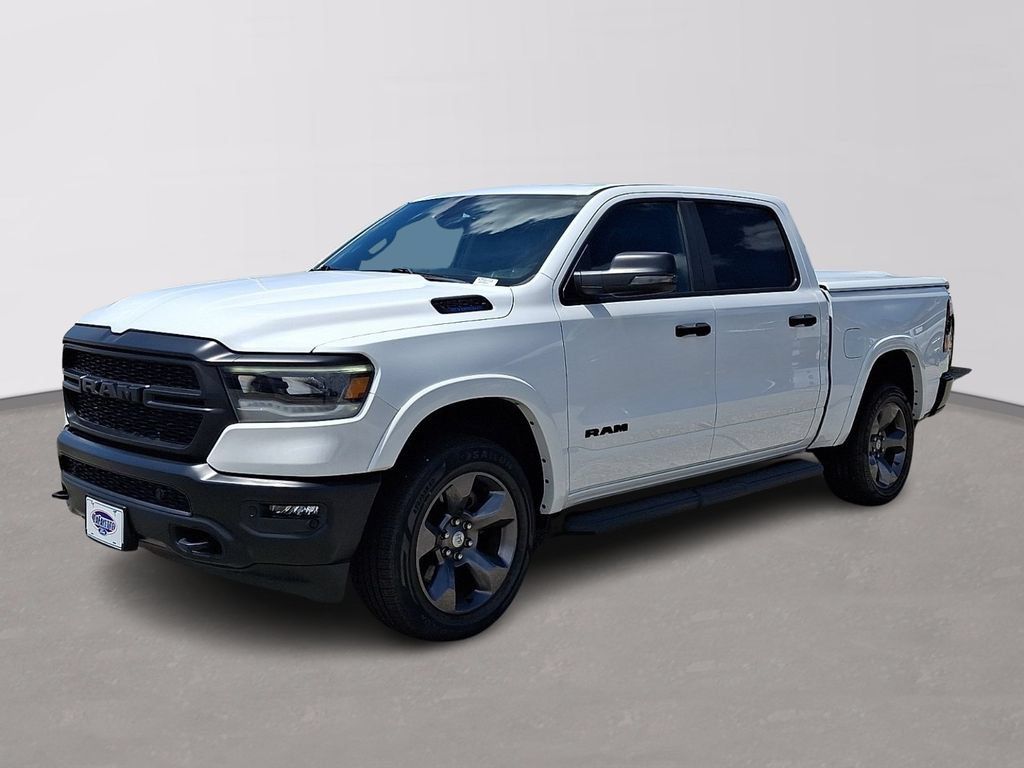 Used 2023 RAM 1500 Big Horn AWD/4WD image 3