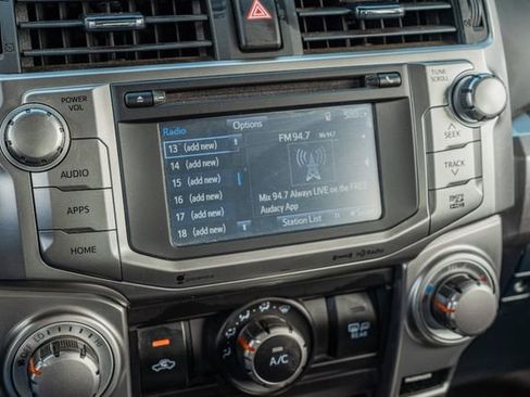 Used 2019 Toyota 4Runner SR5 4X4 W/ UPGRADES / GREAT image 28