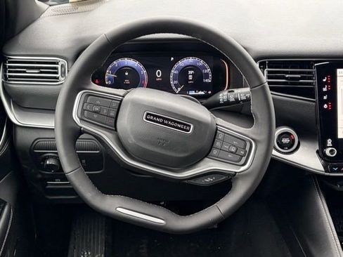 New 2026 Jeep Grand Wagoneer L Limited image 38