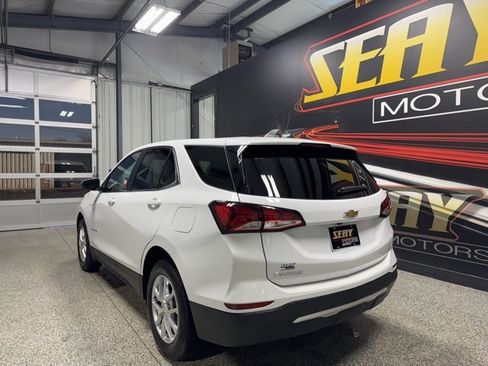 Used 2023 Chevrolet Equinox LT image 16