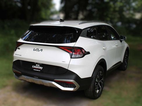 New 2025 Kia Sportage EX image 7