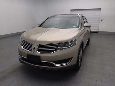 Used 2017 Lincoln MKX Reserve w/ Cargo Utility Package FWD image 15