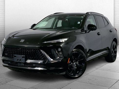 Used 2025 Buick Envision Sport Touring image 12