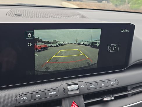 New 2025 Kia K4 LXS image 25