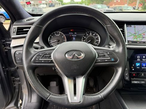 Used 2019 INFINITI QX50 Essential w/ Sensory Package AWD/4WD image 14