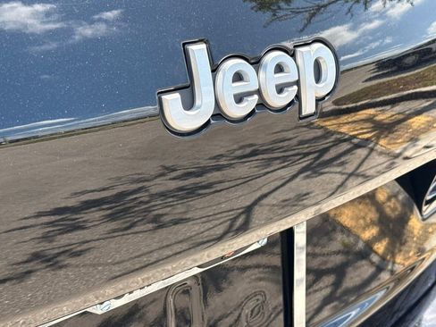 New 2026 Jeep Grand Cherokee L Limited w/ Trailer Tow Package AWD/4WD image 35