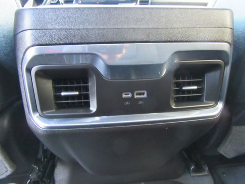 Used 2022 GMC Sierra 1500 Elevation image 61