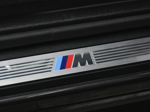 Used 2025 BMW X4 xDrive30i image 14