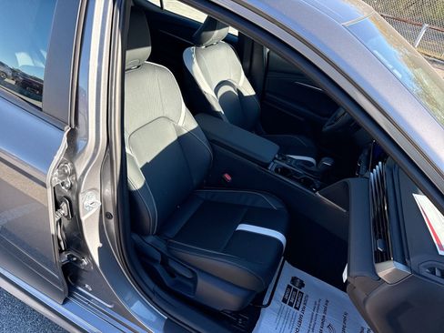 Certified 2026 Toyota Camry SE image 25