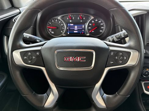 Used 2022 GMC Terrain SLE w/ LPO, Floor Liner Package AWD/4WD image 32