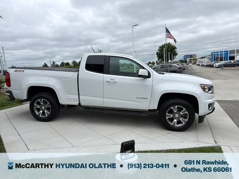 Used 2018 Chevrolet Colorado Z71 AWD/4WD image 6