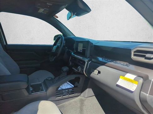 Used 2026 Toyota Tacoma SR5 AWD/4WD image 23