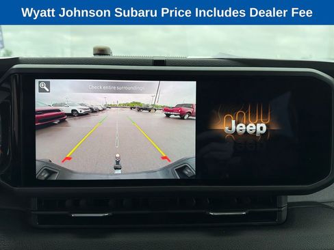 Used 2025 Jeep Gladiator Sport AWD/4WD image 24