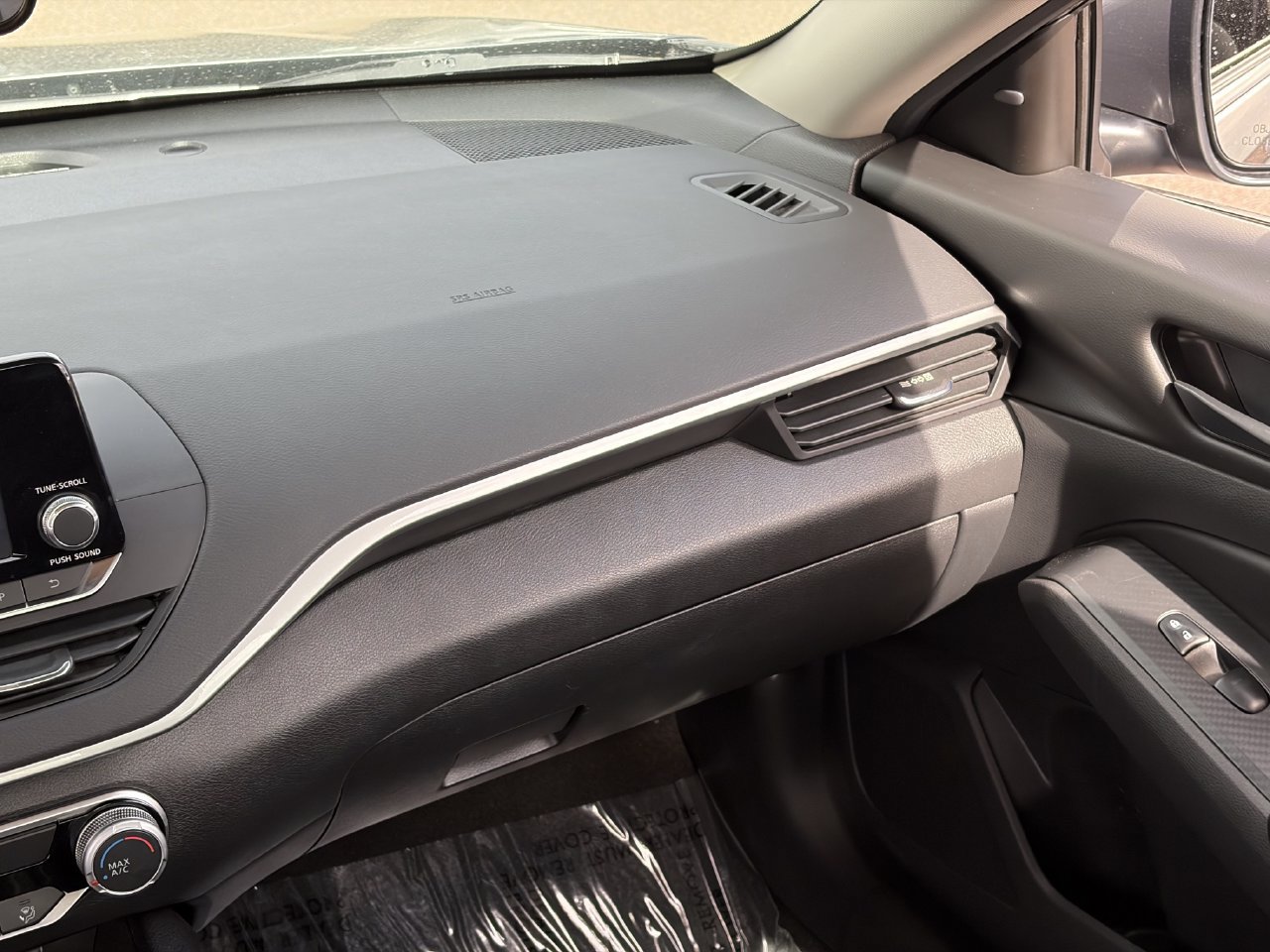 Used 2023 Nissan Altima 2.5 S FWD image 18