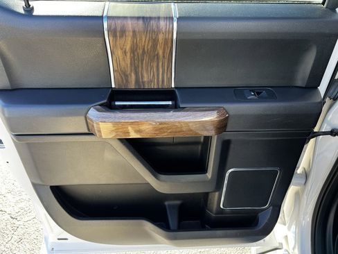 Used 2018 Ford F150 Lariat w/ Equipment Group 502A Luxury image 16