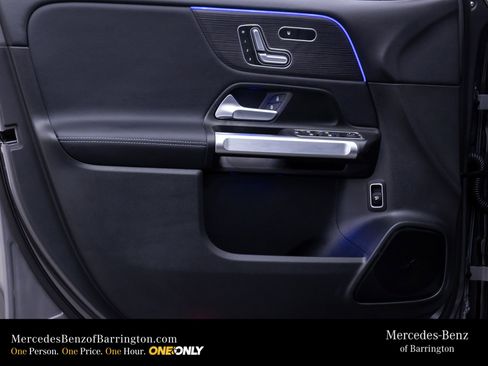 New 2026 Mercedes-Benz GLB 250 4MATIC image 15