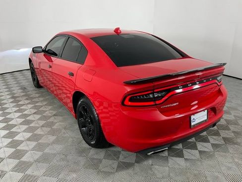 Used 2023 Dodge Charger SXT RWD image 5