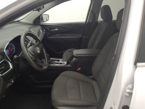 Used 2020 Chevrolet Equinox LT FWD image 17