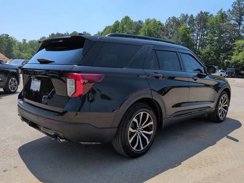 Certified 2022 Ford Explorer ST-Line w/ Class IV Trailer Tow Package image 4
