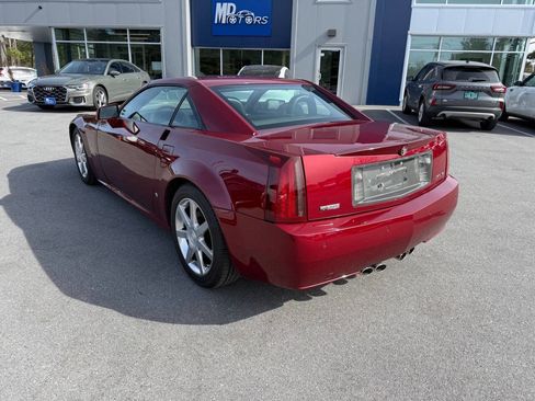 Used 2006 Cadillac XLR RWD image 9