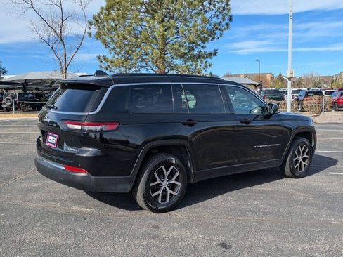 Used 2024 Jeep Grand Cherokee L Limited w/ Luxury Tech Group II image 5