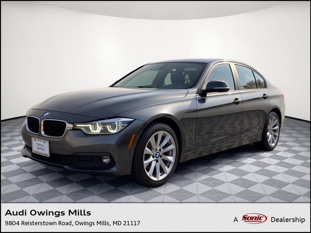 Used 2017 BMW 320i xDrive Sedan AWD/4WD image 1