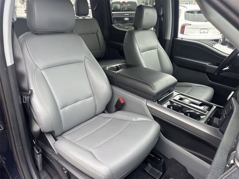 Used 2025 Ford F150 Lightning Flash image 27