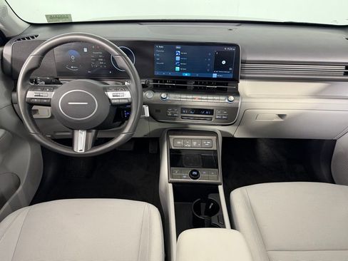 Used 2025 Hyundai Kona SEL image 12