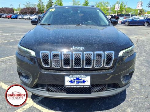 Used 2020 Jeep Cherokee Latitude Plus w/ Cold Weather Group AWD/4WD image 2