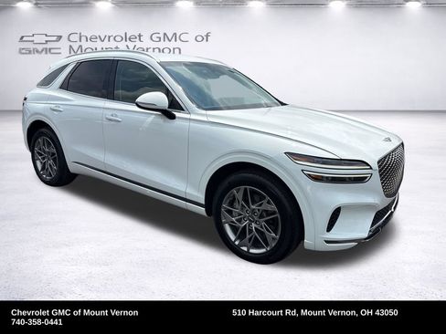 Used 2025 Genesis GV70 2.5T AWD/4WD image 8