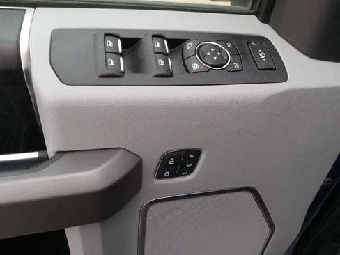 Used 2022 Ford F350 Limited image 15