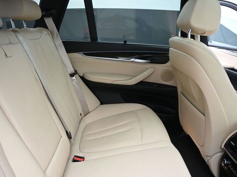 Used 2018 BMW X5 xDrive35i AWD/4WD image 19