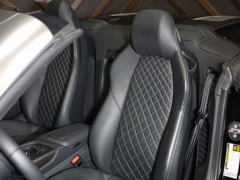 Used 2023 Audi R8 V10 performance w/ Carbon Exterior Package image 7