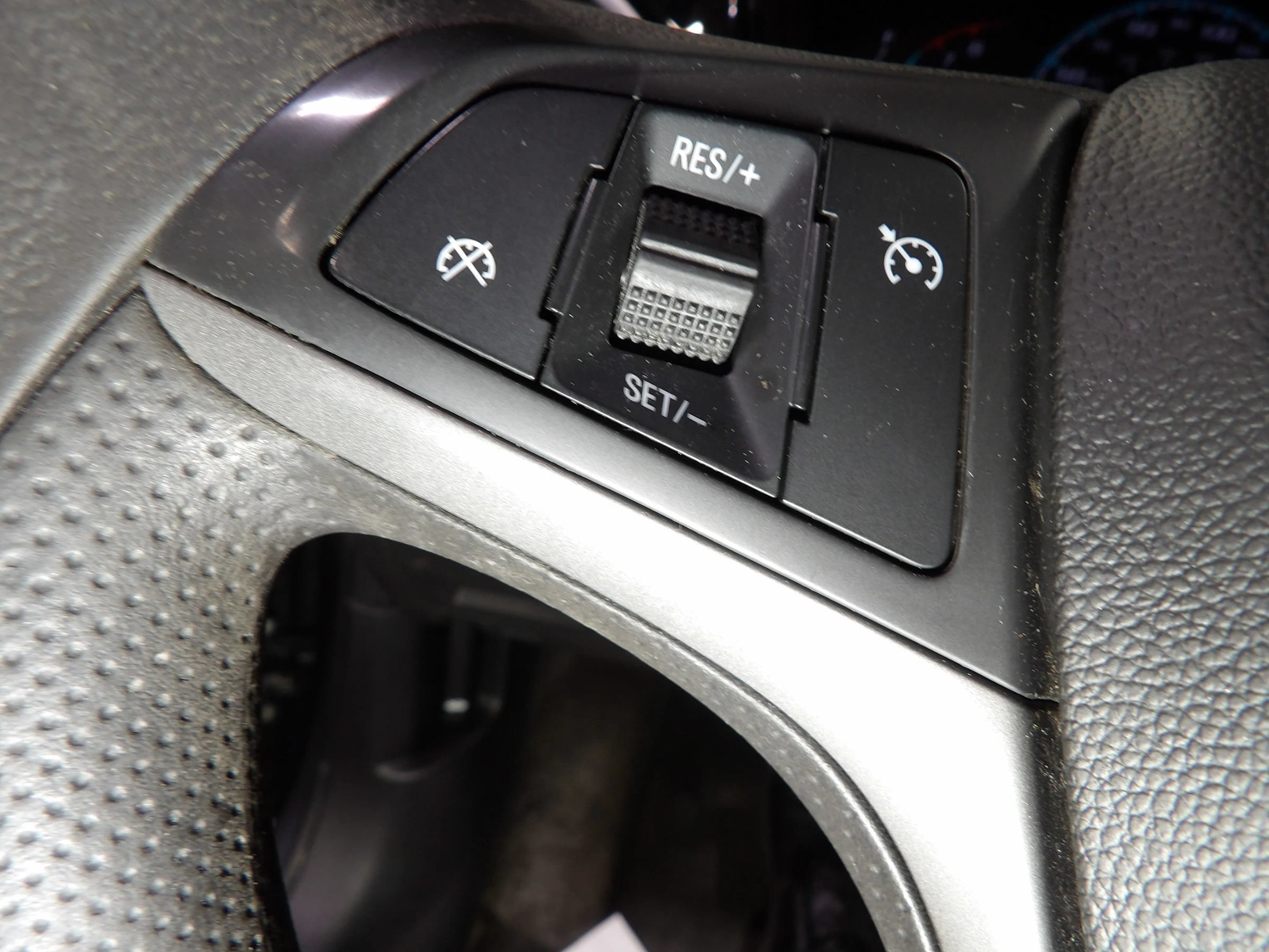 Used 2021 Chevrolet Spark LT FWD image 18