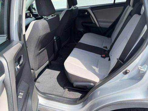 Used 2016 Toyota RAV4 XLE FWD image 11