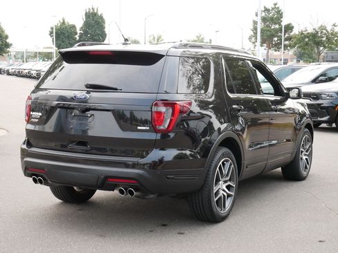 Used 2019 Ford Explorer Sport AWD/4WD image 6