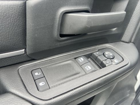 Used 2025 RAM 3500 Tradesman image 9