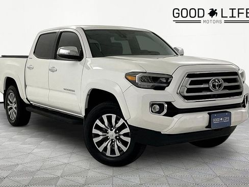 Used 2020 Toyota Tacoma Limited image 1