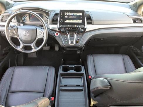 Used 2024 Honda Odyssey Sport image 15