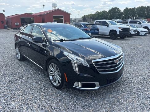 Used 2018 Cadillac XTS Luxury AWD/4WD image 10
