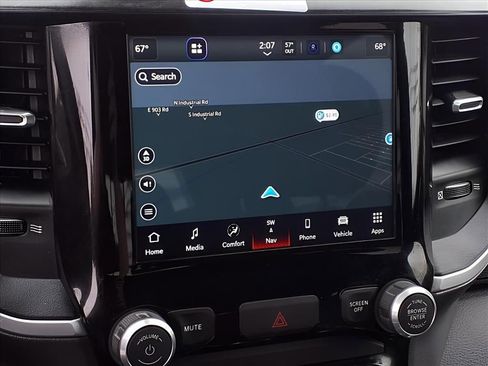 Used 2022 RAM 1500 Big Horn image 4