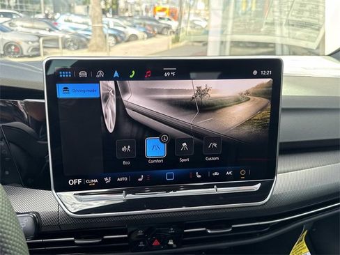 New 2025 Volkswagen GTI SE image 23