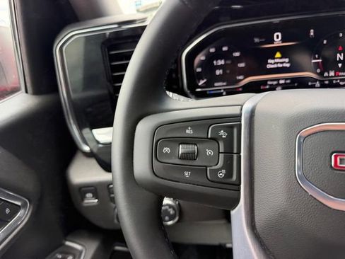Used 2025 GMC Sierra 1500 SLE AWD/4WD image 12