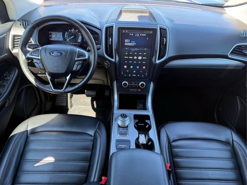 Used 2022 Ford Edge SEL AWD/4WD image 14