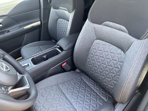 New 2026 Nissan Kicks SV image 15